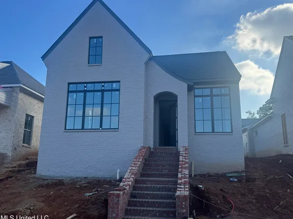 135 Water St, Madison, MS 39110