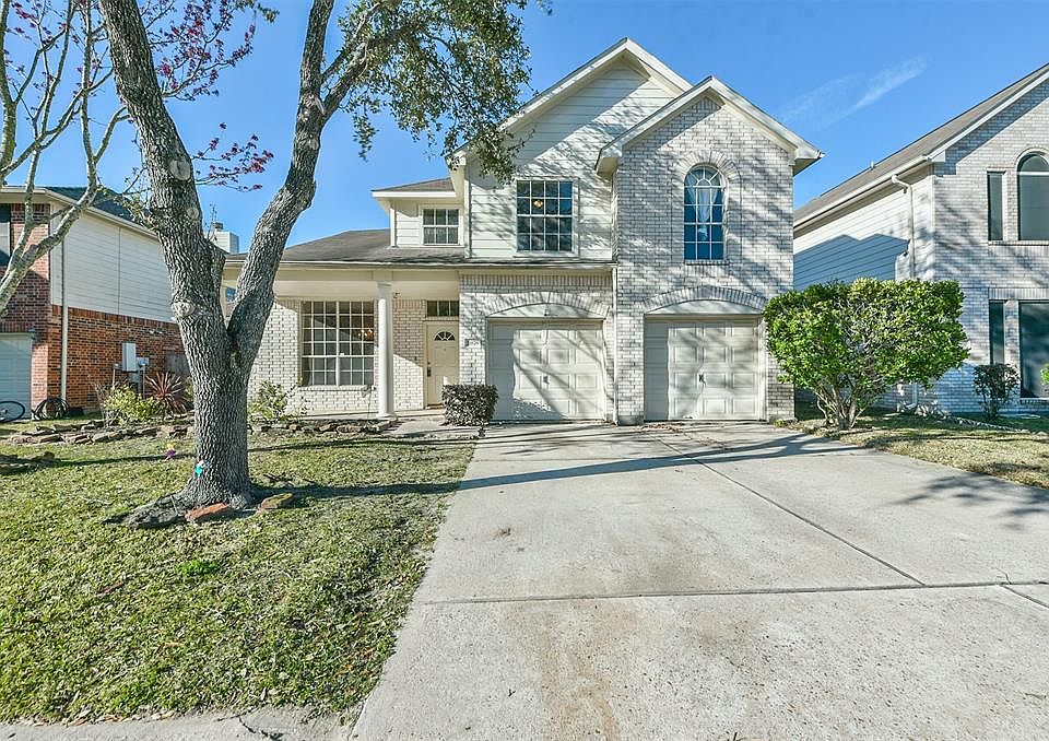 1st image of 21876 Whispering Forest Dr