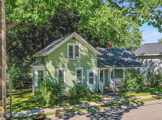 134 S Erie St, De Pere, WI 54115