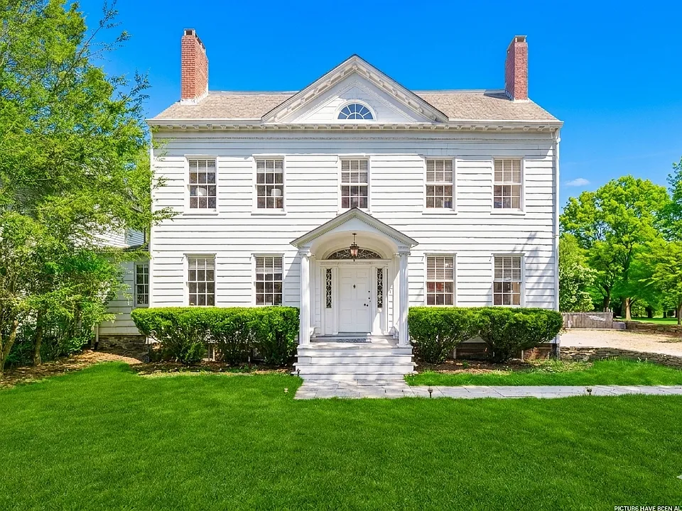 189 Main St