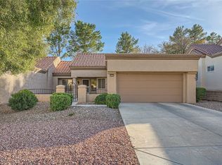 9545 Gold Bank Dr, Las Vegas, NV 89134