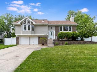 341 Everington Ct, Bolingbrook, IL 60440