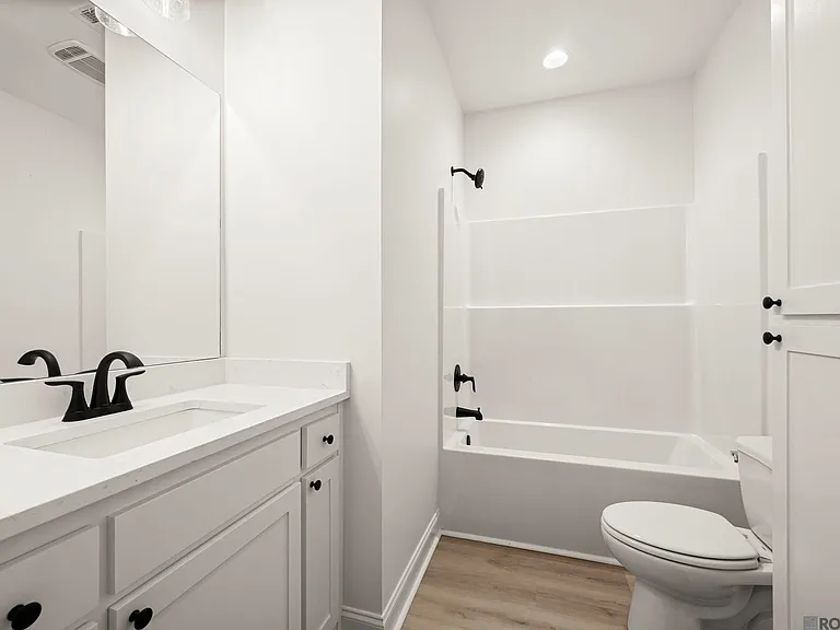8007 Arnold Rd #5C — Photo 4