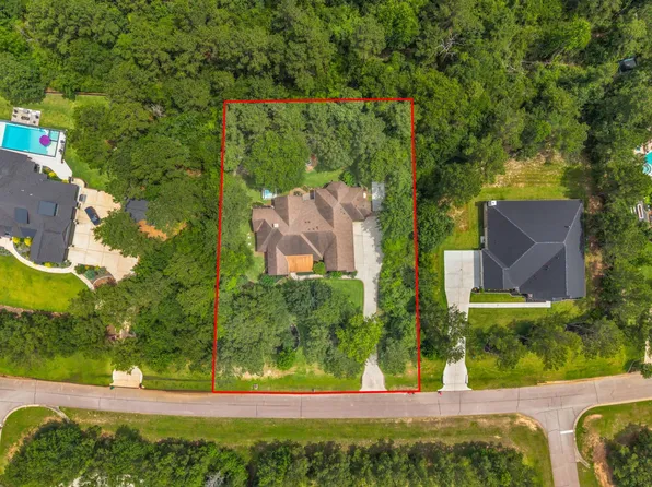26123 E Crown Crossing Dr, Montgomery, TX 77316
