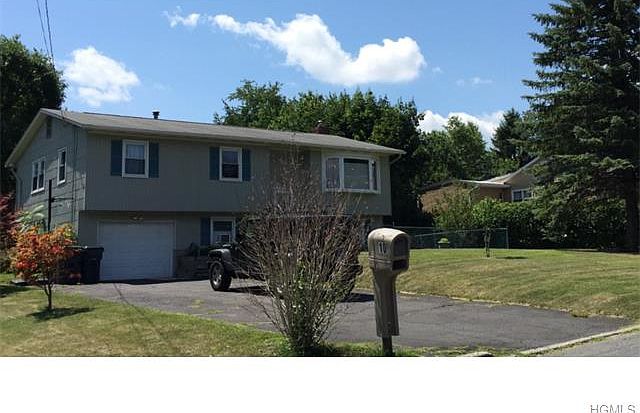 1st image of 10 Victoria Dr