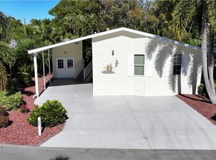 10015 Parkwood Dr, Fort Myers, FL 33905