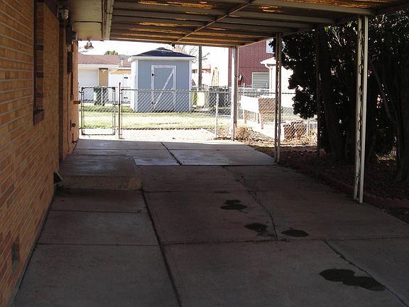 3rd image of 414 W Reid Ave