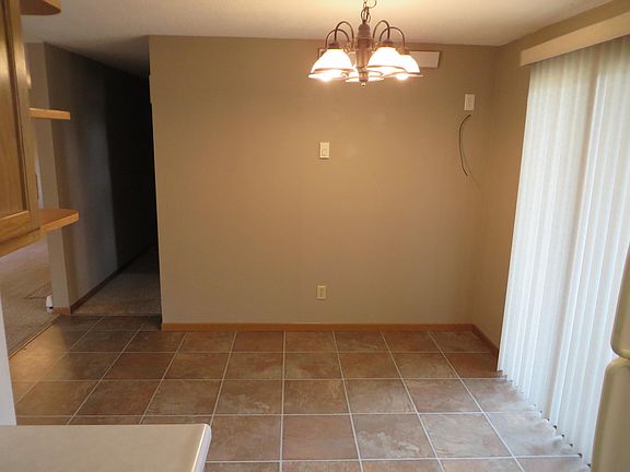 5th image of 403 Park Ave S