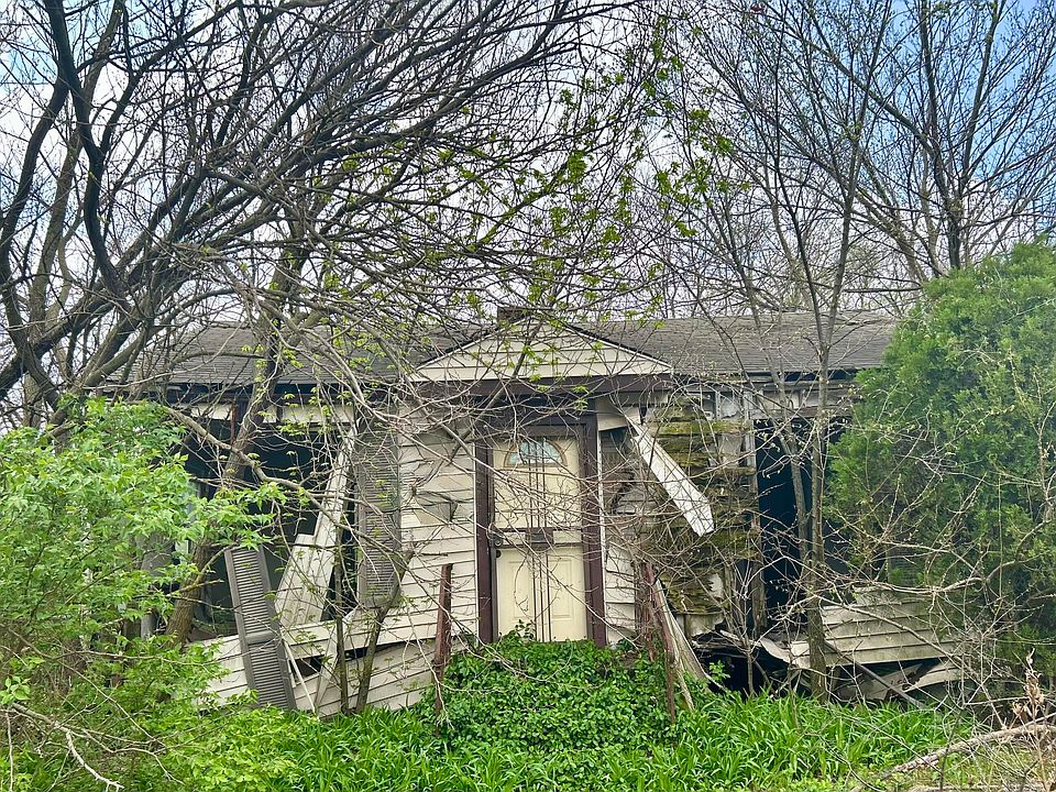 1st image of 2144 Kentucky St