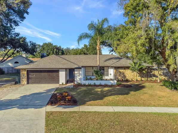 602 Penn National Rd, Seffner, FL 33584