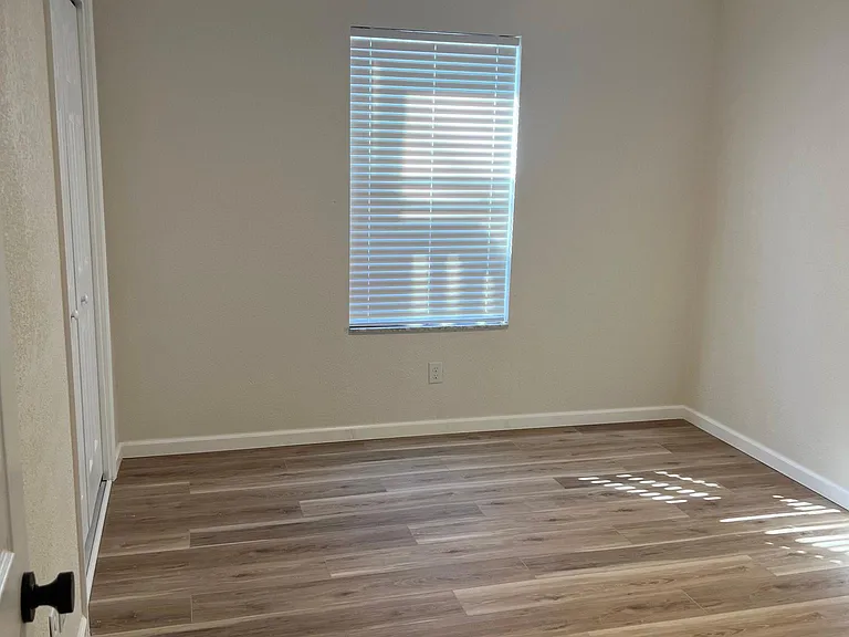 5504 Valley View Dr #1 — Photo 8