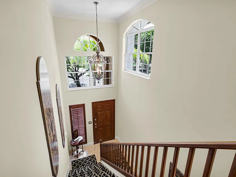222 Legendary Cir — Photo 11
