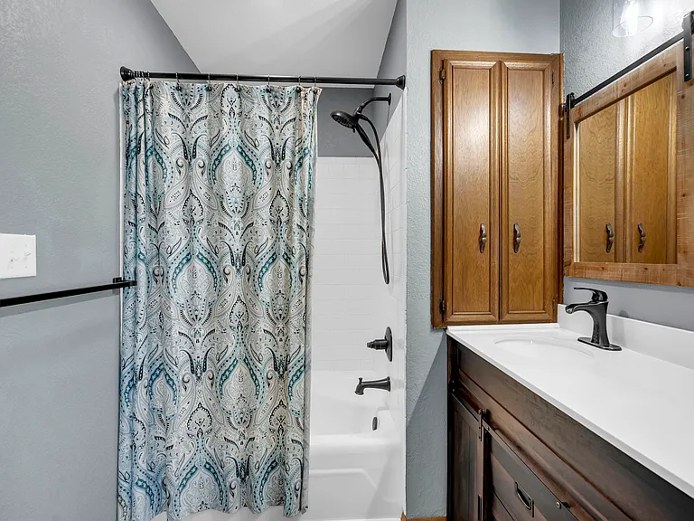 14810 E Castle Dr — Photo 23