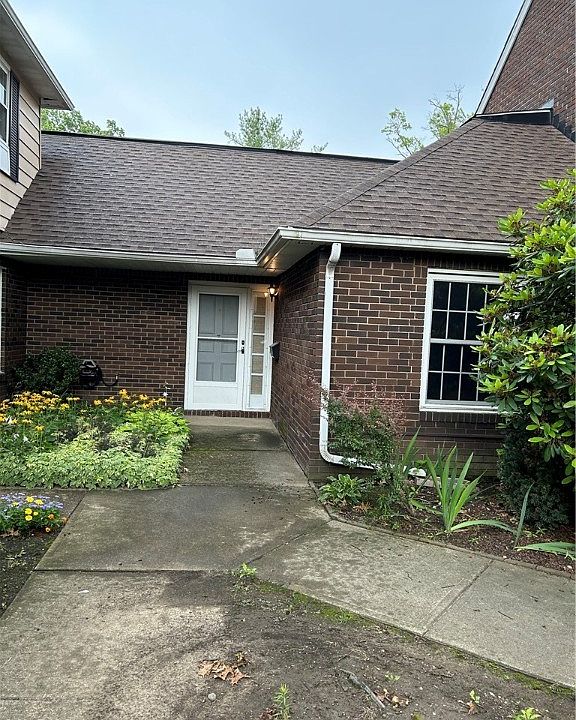 1st image of 8240 Deepwood Blvd Unit 7