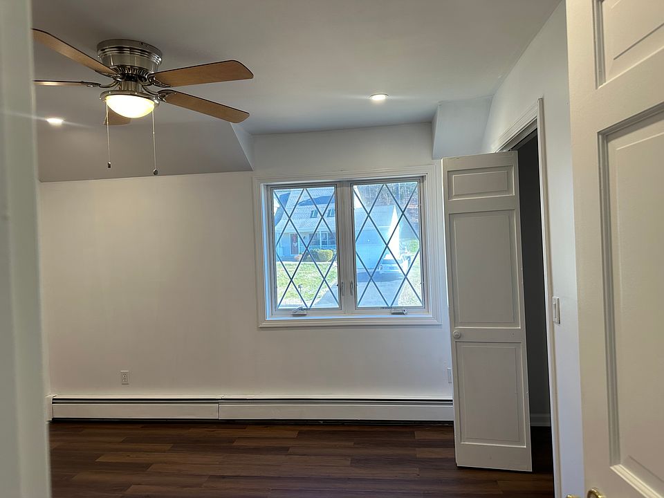 1st image of 61 Fairfield Pl