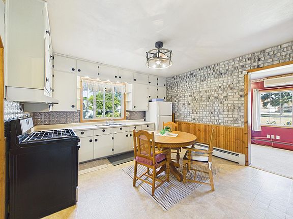 2nd image of 286 Park Ave