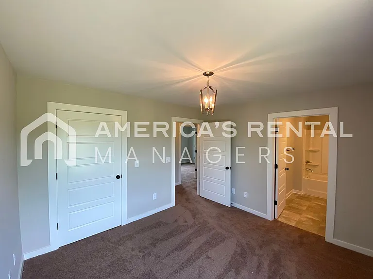 124 Sunlight Cir — Photo 10