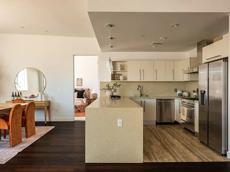 855 N Croft Ave #Penthouse 4 — Photo 11