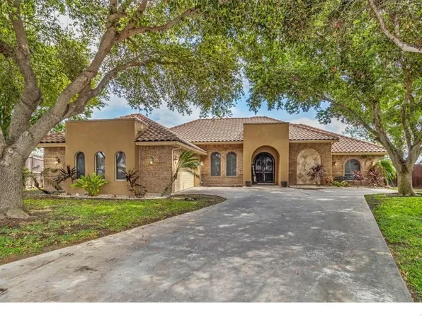 1716 N 49th St, McAllen, TX 78501