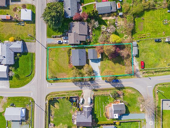 Boundary lines are approximate>
