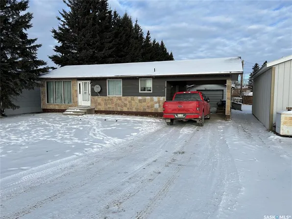 330 pine STREET, Porcupine Plain, SK S0E 1H0