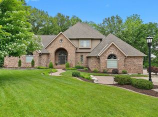 30 Willow Creek Dr, Highland, IL