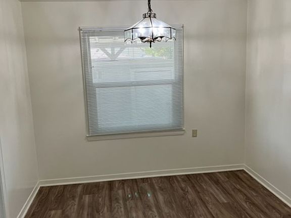 4th image of 1204 N 11th Ave