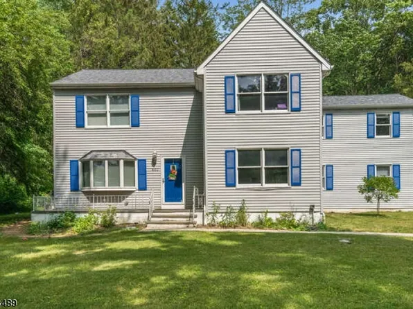 402 Schooleys Mtn Rd, Washington Twp., NJ 07840