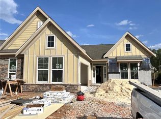 121 Laurel Farms Ln, Dallas, GA 30157