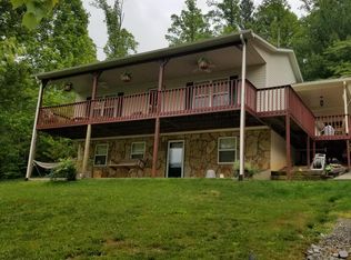 165 Bart Wollum Rd, Lancing, TN 37770