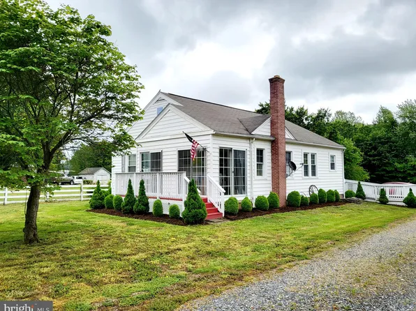 15884 Richmond Rd, Callao, VA 22435