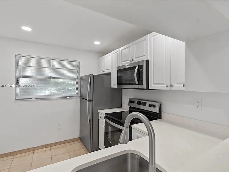 10875 SW 112th Ave #114 — Photo 11