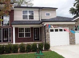 21613 Martin Saint, Saint Clair Shores, MI 48081