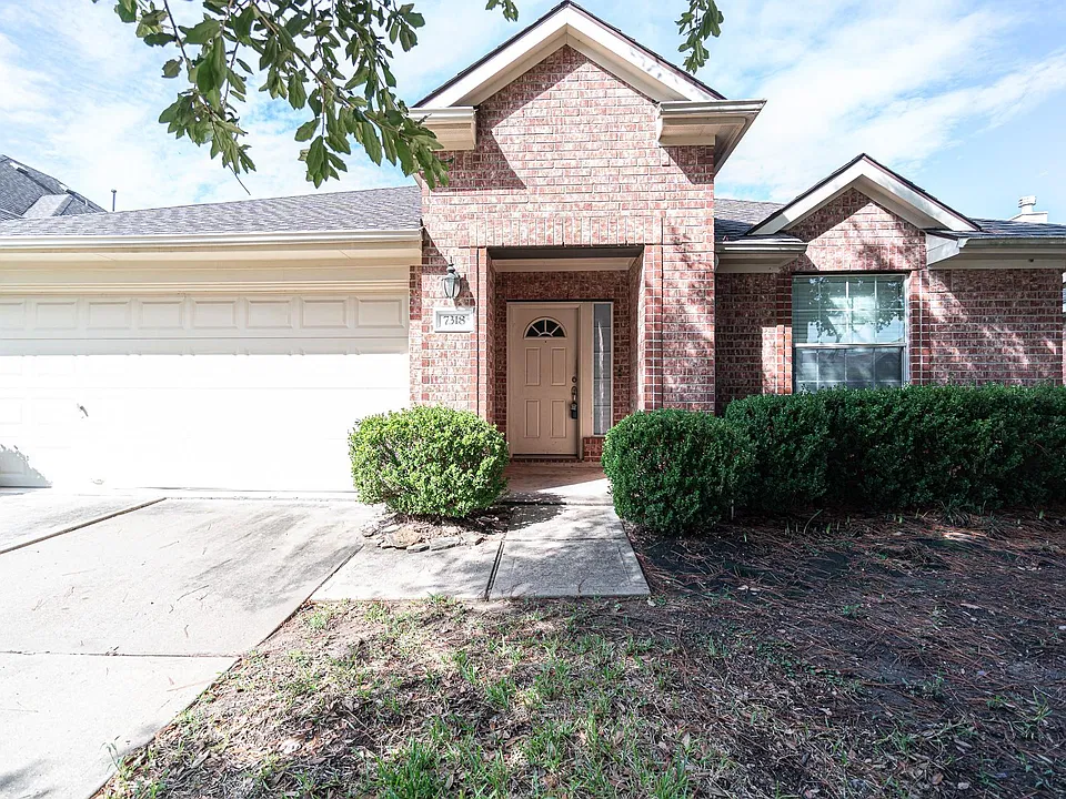 7318 Chasegrove Ln