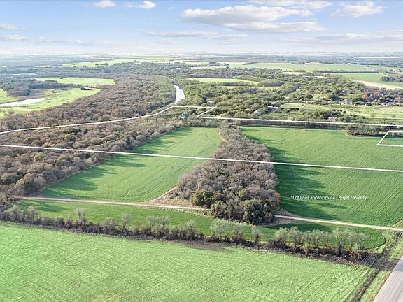 3rd image of 3692 Speegleville Rd