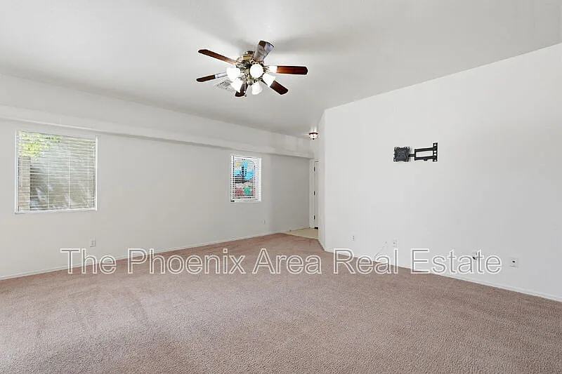 3 bed, 2.0 bath, 1440 sqft, $1,595 — Photo 4