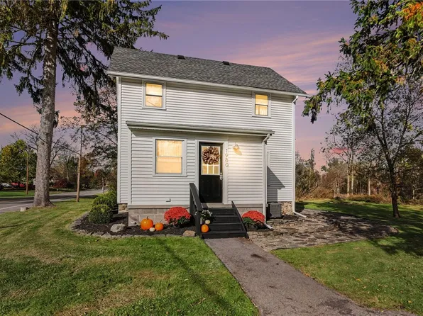 1980 Dublin Rd, Penfield, NY 14526
