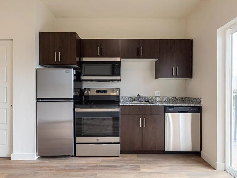 Fair Park Apartments — Photo 6