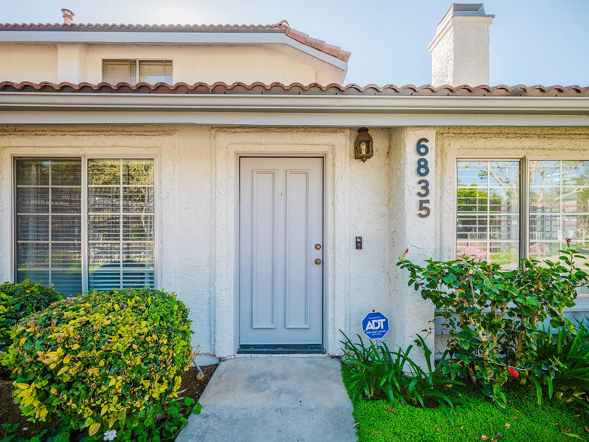 Building Photo - 6835 Poppyview Dr