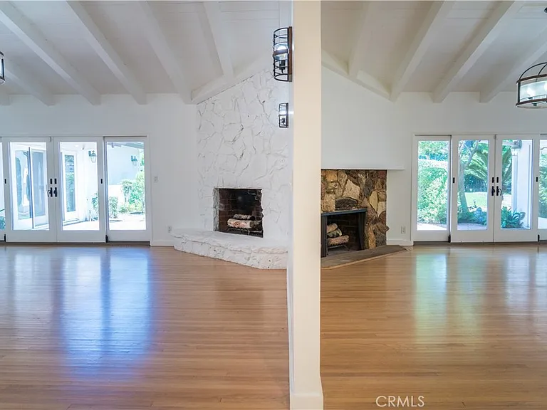 5054 Encino Ave — Photo 21
