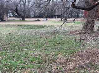 N Dean A McGee Ave, Wynnewood, OK 73098