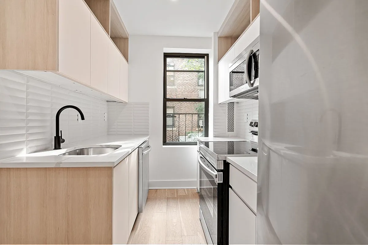 86 Thayer St APT 4I photo 1