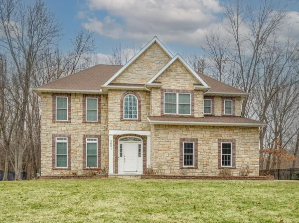 2651 Jefferson Dr, Stevensville, MI 49127