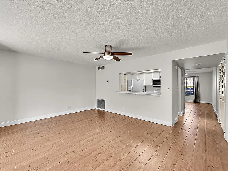 428 NW 70th Ave #140 — Photo 7