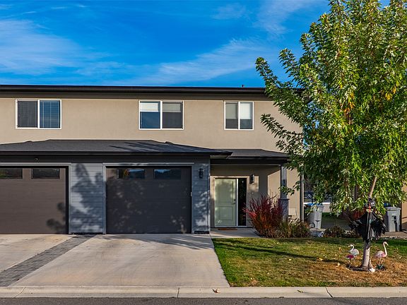 3rd image of 2683 Ord Rd #136