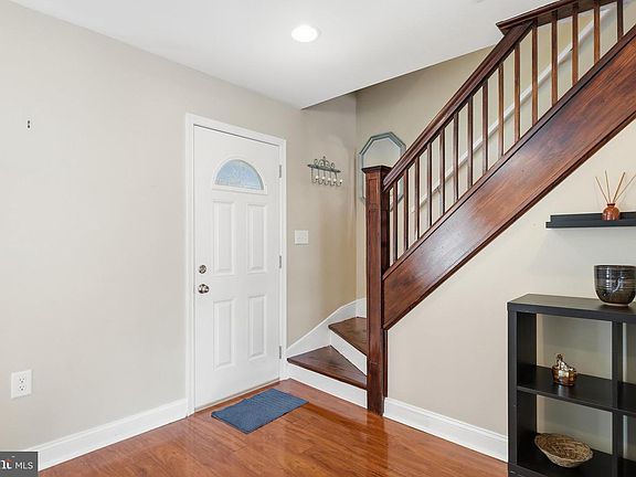 4th image of 33 Eastship Rd