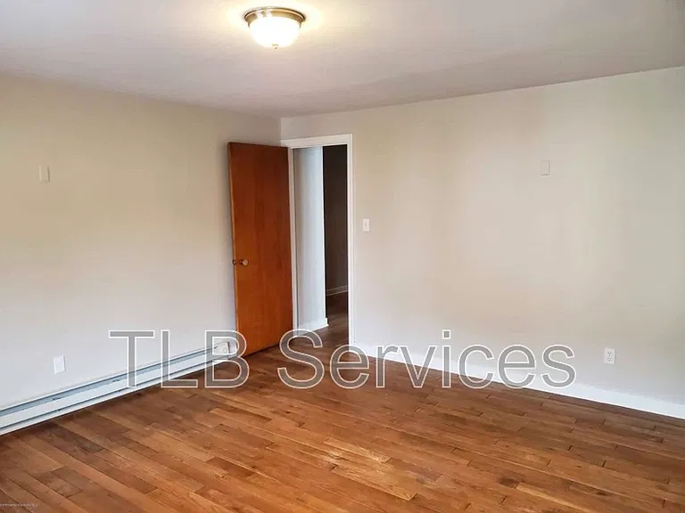 1310 Pittston Ave #3 — Photo 4