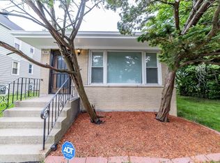 3011 E 80th Pl, Chicago, IL 60617
