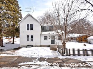 105 7th Ave SW, Faribault, MN 55021