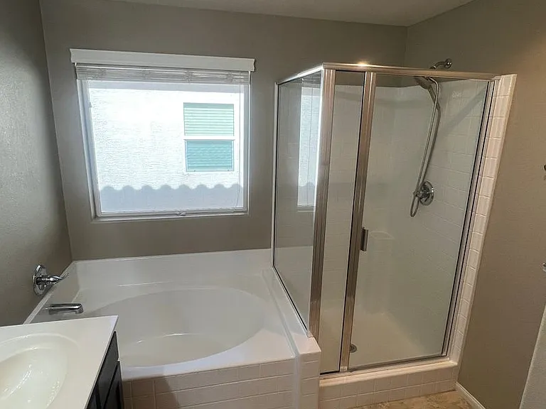 779 Proud Waters Ct — Photo 23